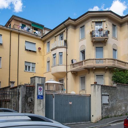 Charlotte Appartamento Con Parcheggio, 5 Terre, Vicino Stazione 斯培西亚 外观 照片